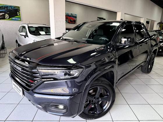 RAM RAMPAGE 2.0 HURRICANE 4 TURBO GASOLINA R/T 4X4 AUTOMÁTICO